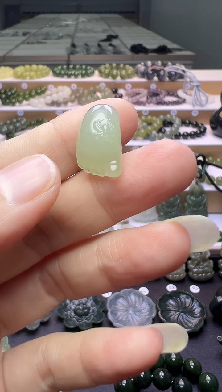 颈饰未镶嵌和田玉173号链接