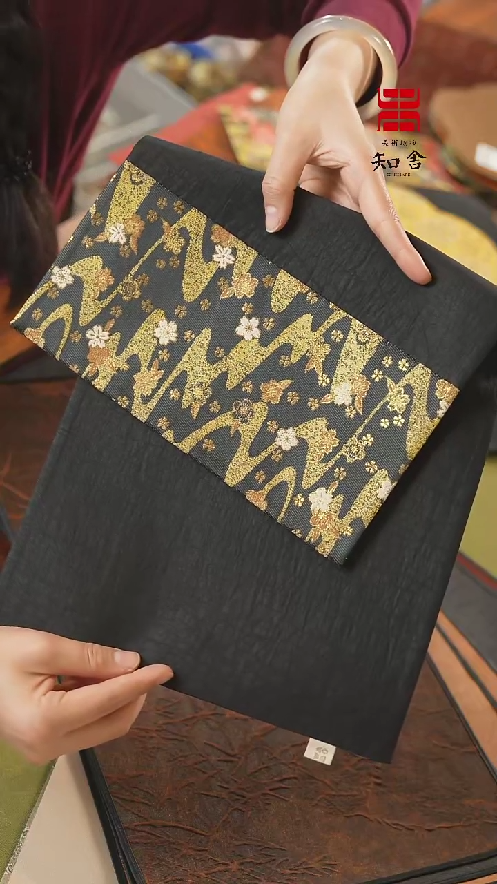 【闪购商品】织绣干泡·········