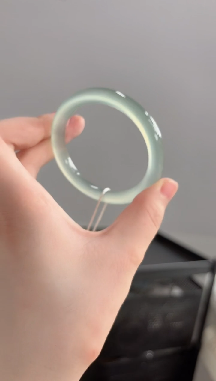 玛瑙/玉髓手镯未镶嵌58圈