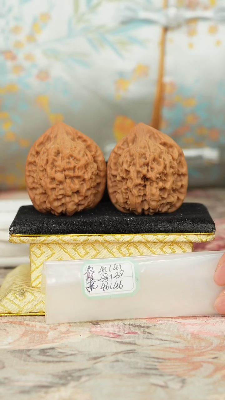 【闪购商品】文玩核桃把件磨盘