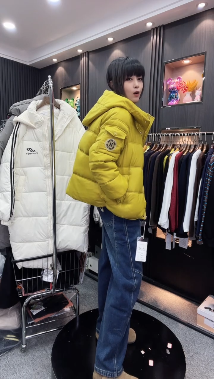 2889黄色棉服--大