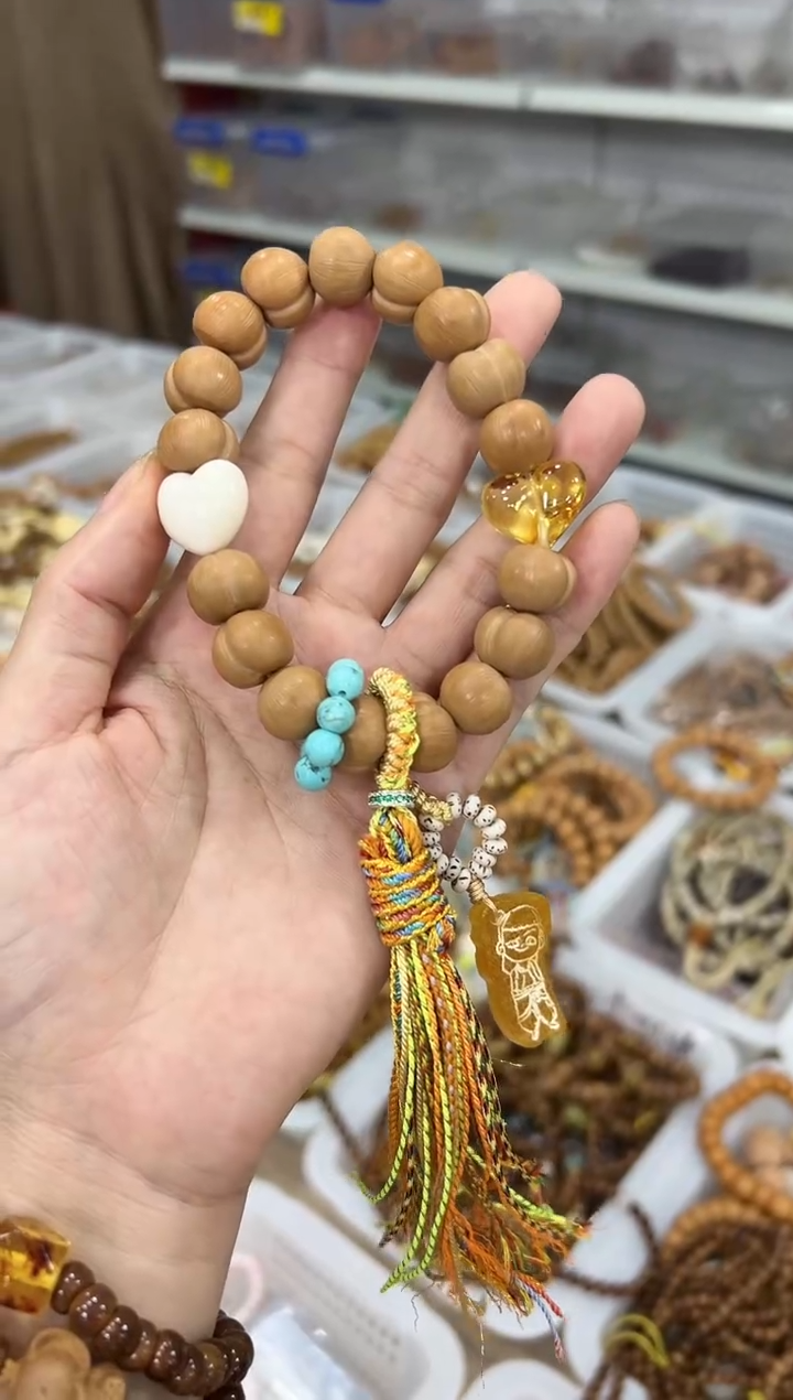 手串猴头核桃卡15左右精品拉丝屁桃高配手持