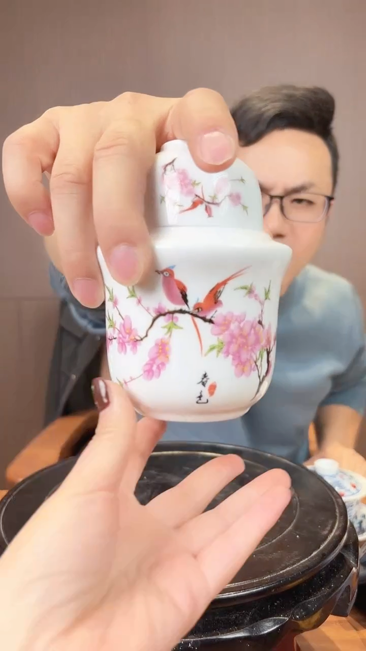 A08景德镇水点桃花温酒器