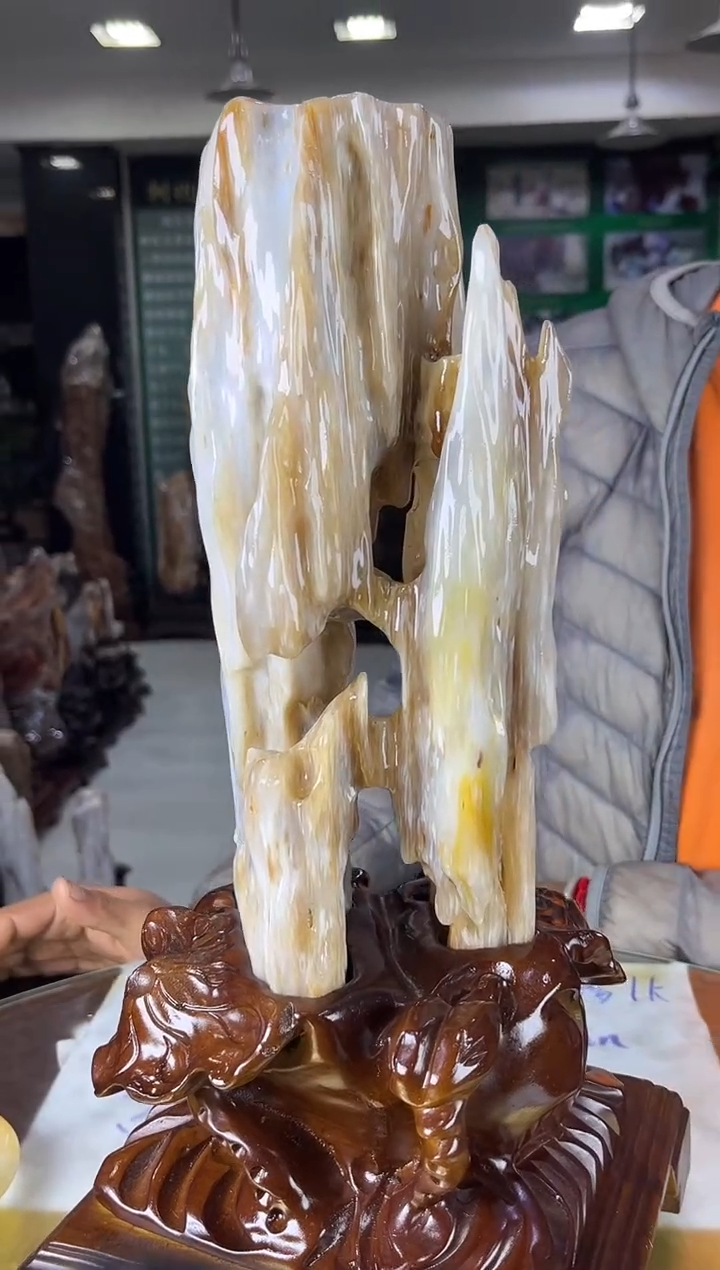 缅甸天然树化玉摆件