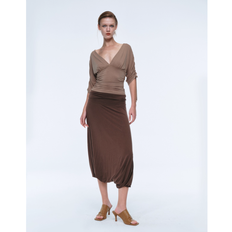 【LOCAT】lucency 大V领抽皱短袖 T恤  LCC25SSCCTP01