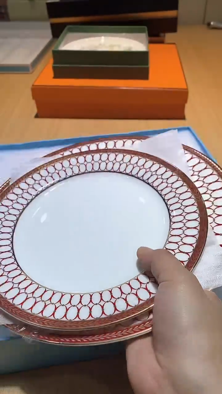 【闪购商品】瓷片锅碗瓢盆一件不剩