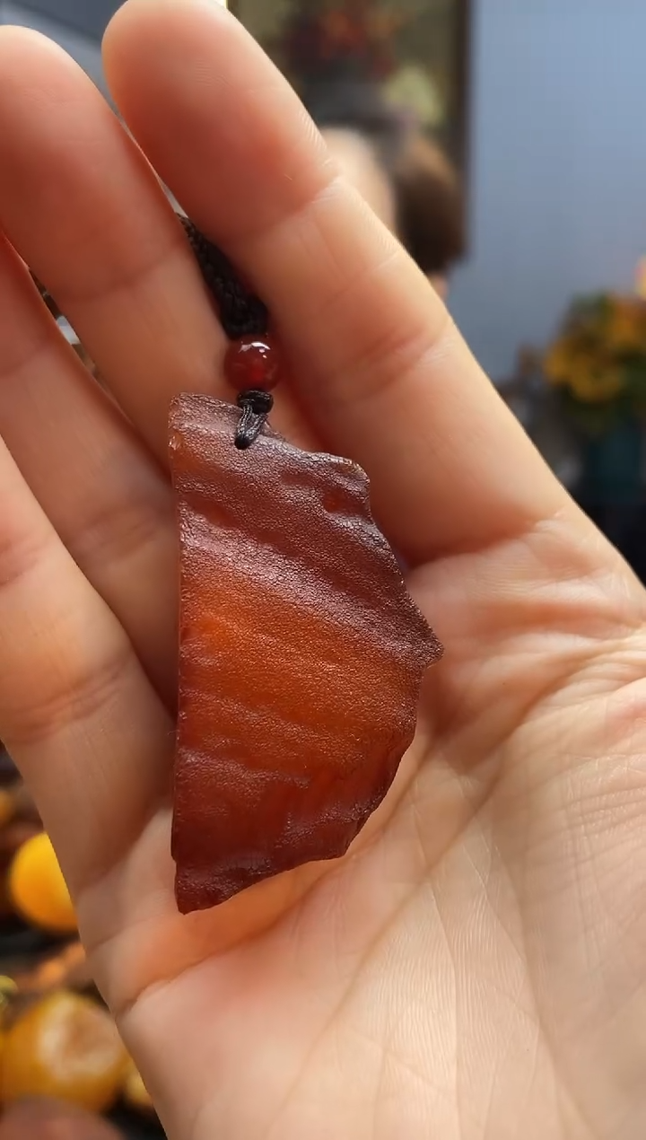 琥珀颈饰未镶嵌挂件