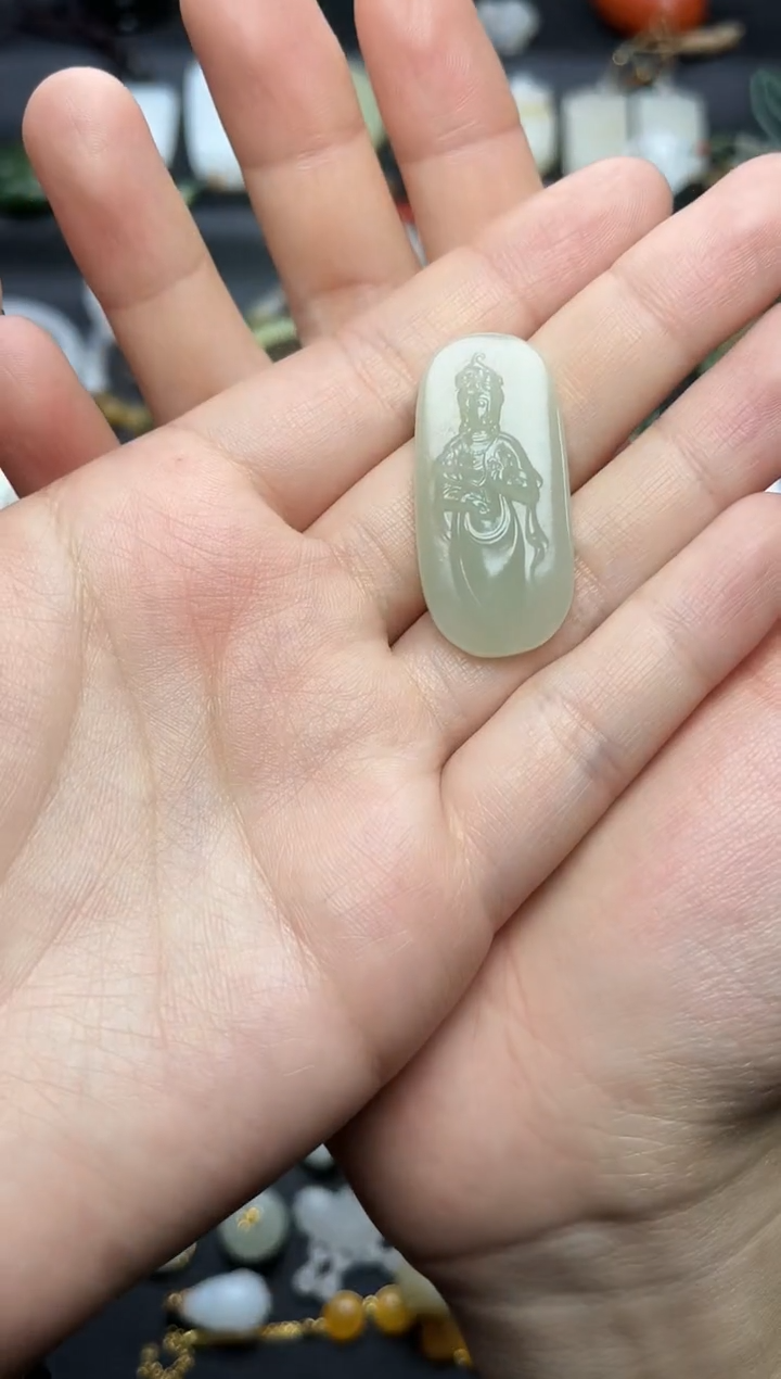 颈饰未镶嵌和田玉观音06