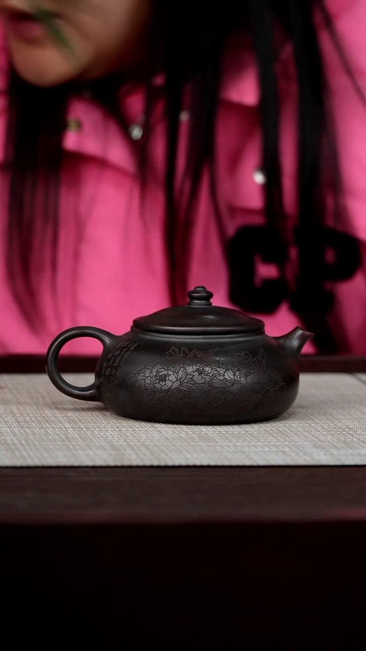 【闪购商品】宜兴原矿紫砂壶茶壶180C