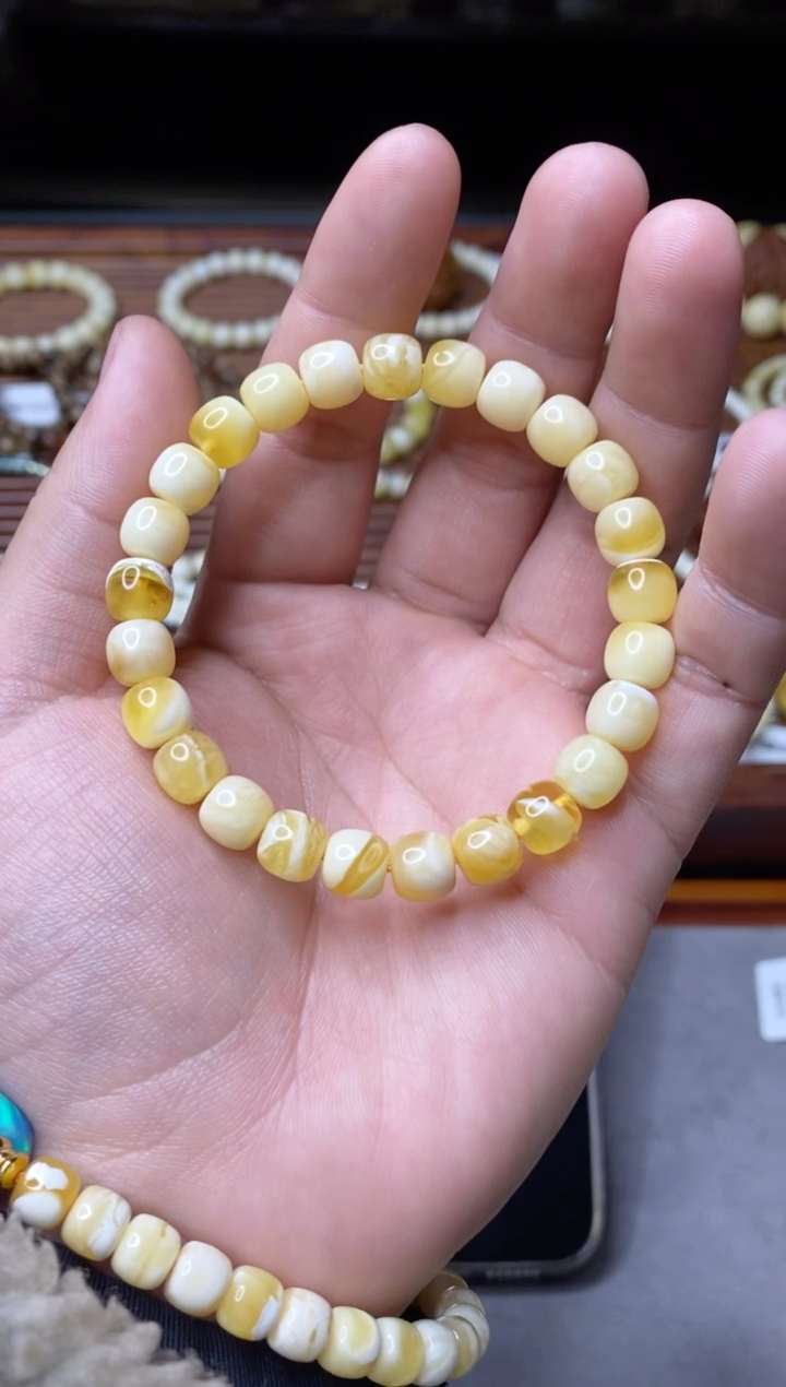【闪购商品】蜜蜡手串未镶嵌8.6mm老型