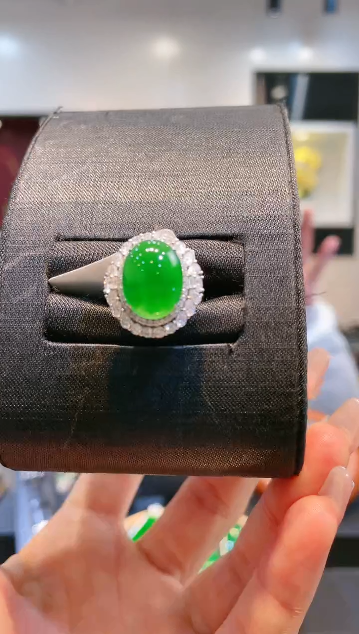 【闪购商品】翡翠颈饰18K金镶嵌A18天然A货翡翠两用款戒指