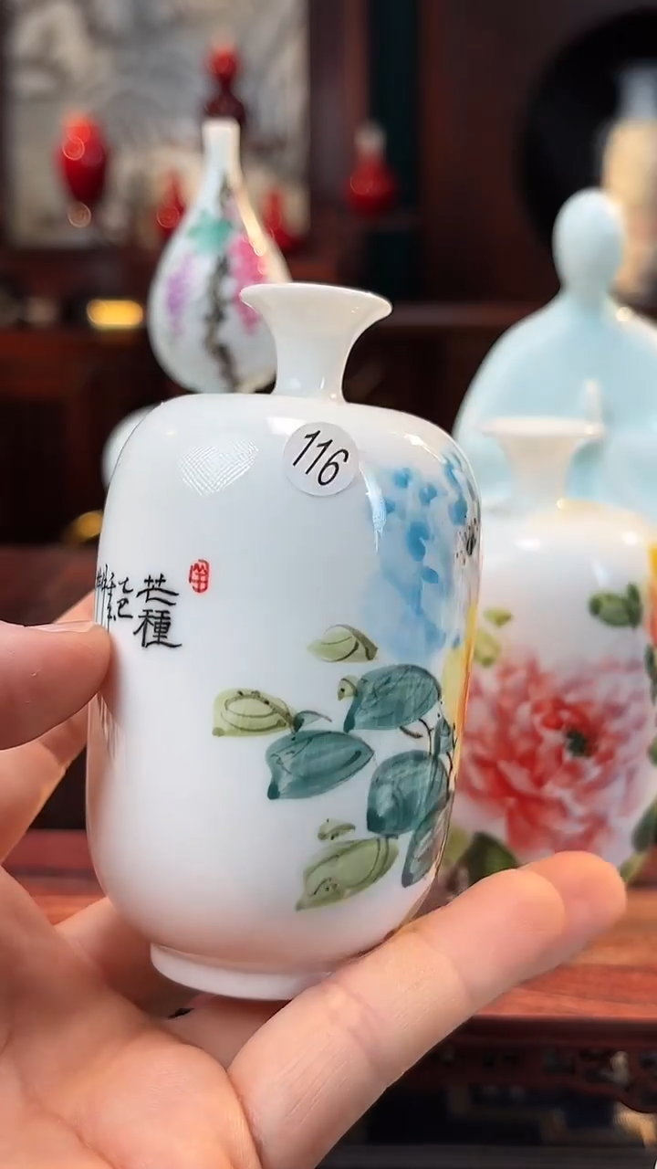 【闪购商品】摆件釉下五彩纯手工手绘原创瓷器
