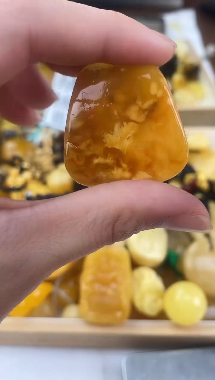 裸石琥珀未镶嵌天然琥珀蜜蜡