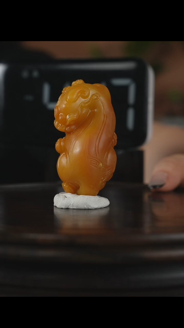 和田玉未镶嵌挂件貔貅