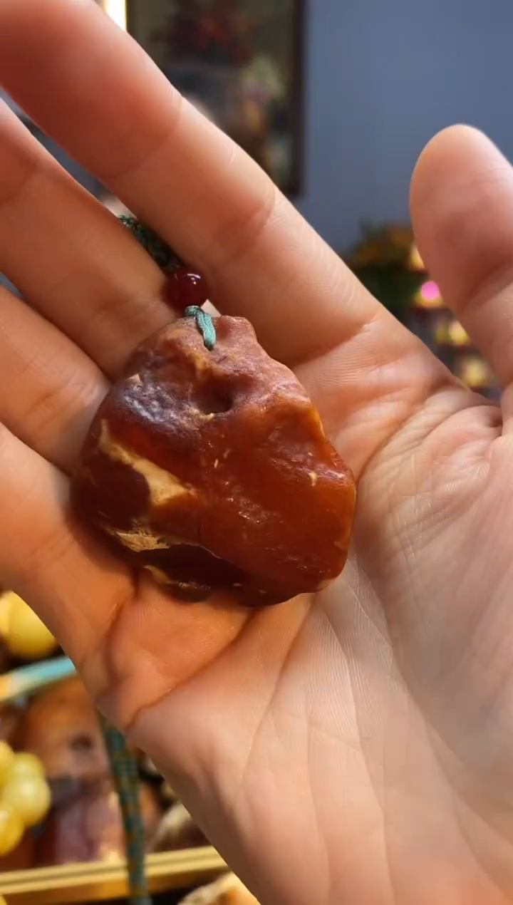 琥珀颈饰未镶嵌吊坠