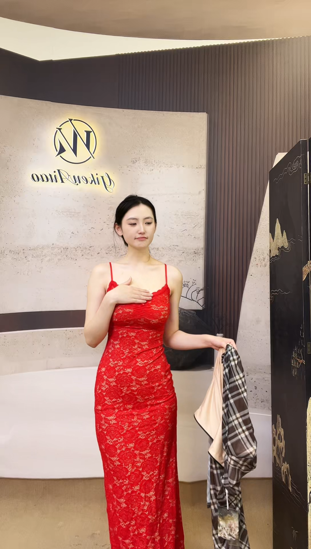 中古红蕾丝裙m码数