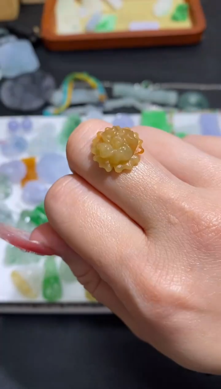 未镶嵌定制翡翠翡翠毛货~