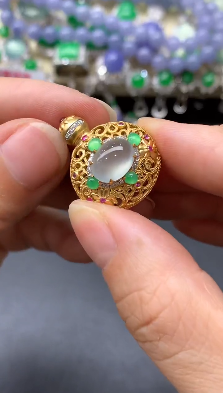 颈饰18K金镶嵌翡翠214-中国好珍宝