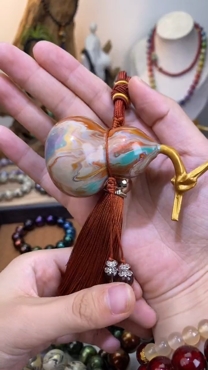 33 非遗大漆葫芦挂件鹿鸣