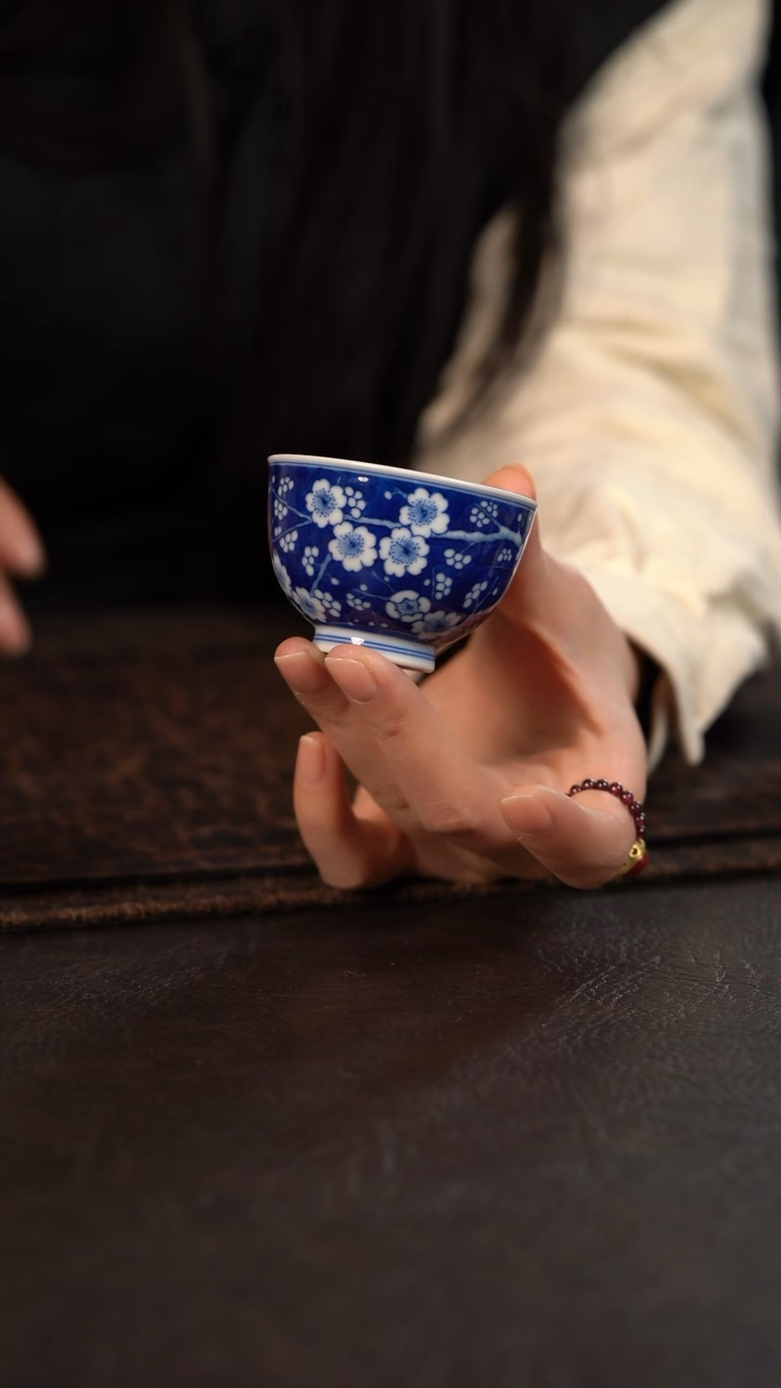 【闪购商品】杯HLX陶瓷蓝地冰梅小鸡心杯