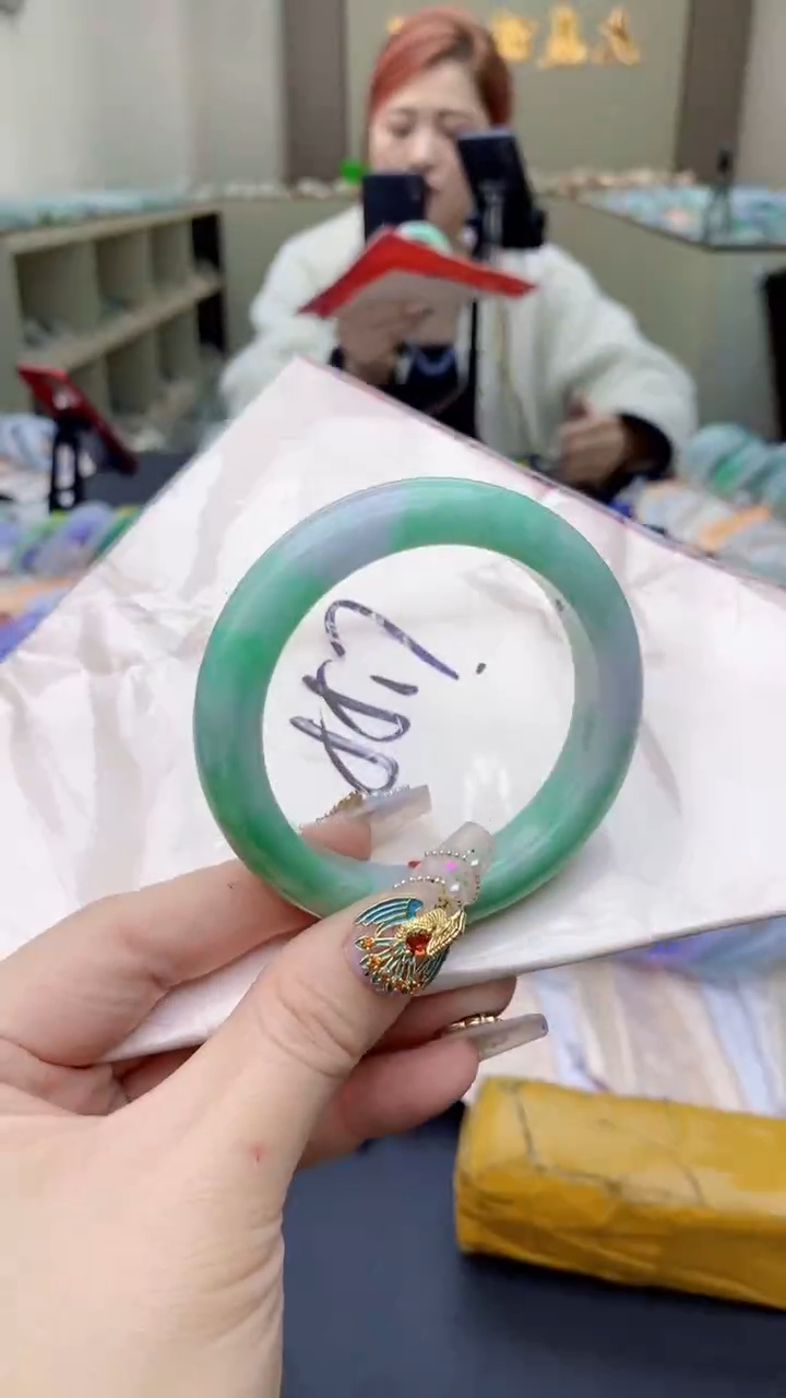 【闪购商品】翡翠手镯未镶嵌0078669377