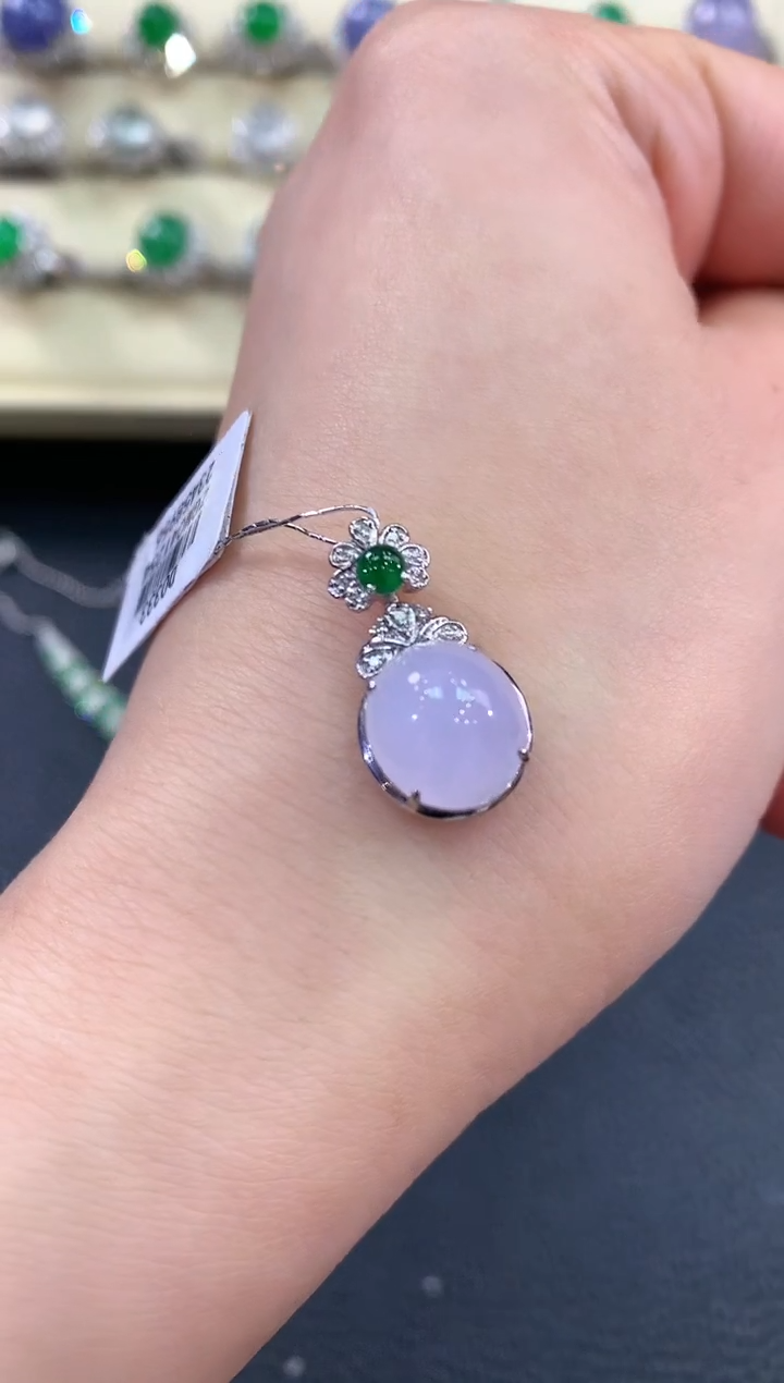 【闪购商品】翡翠吊坠(不含链)18K金镶嵌B3   有色差多样性一件发货