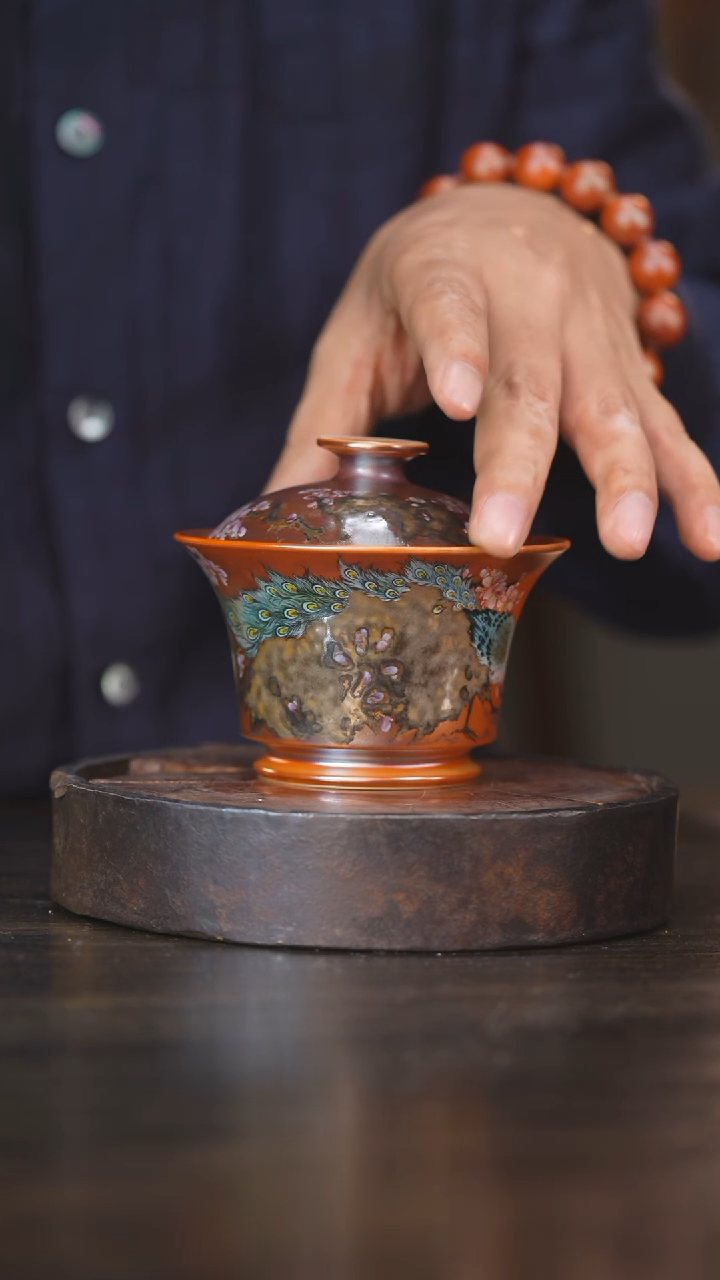 【闪购商品】杯94柴房陶瓷丨金红落灰绘画马蹄盖碗