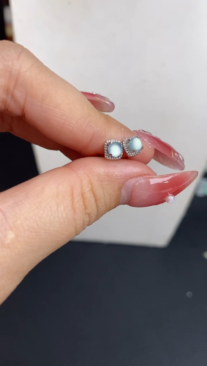 未镶嵌定制翡翠翡翠毛货~