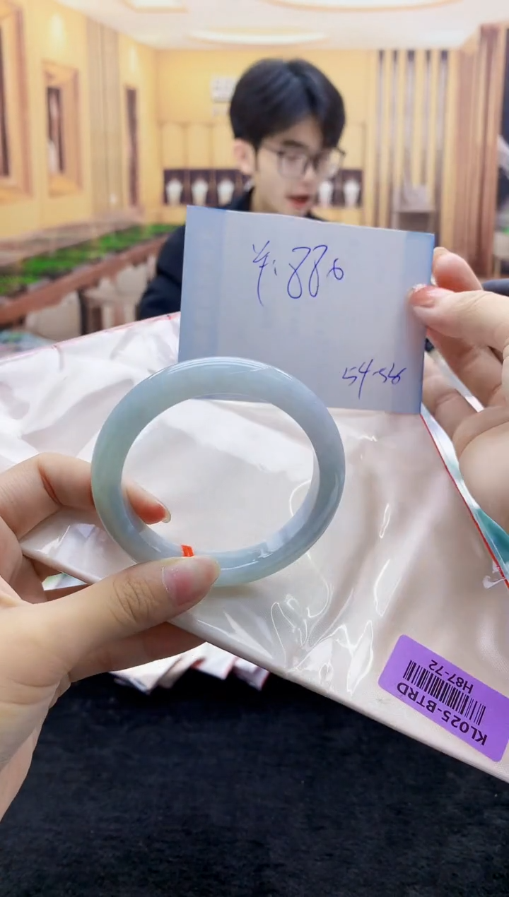 【闪购商品】翡翠手镯未镶嵌    H87-72