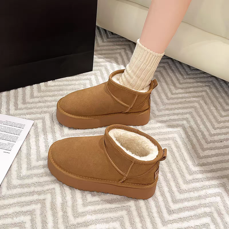 周冬雨同款厚底雪地靴女2025冬季新款防滑加绒加厚鞋子5861