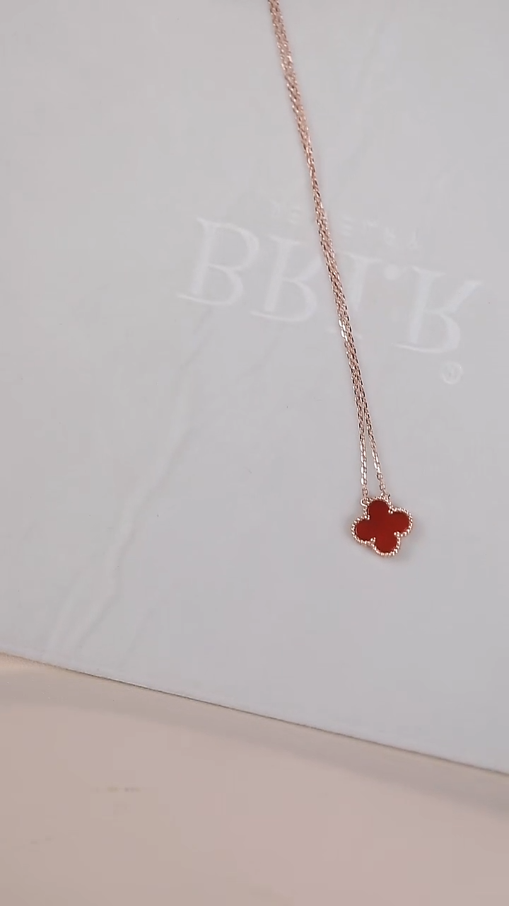 玛瑙/玉髓项链银S925镶嵌四叶草项链