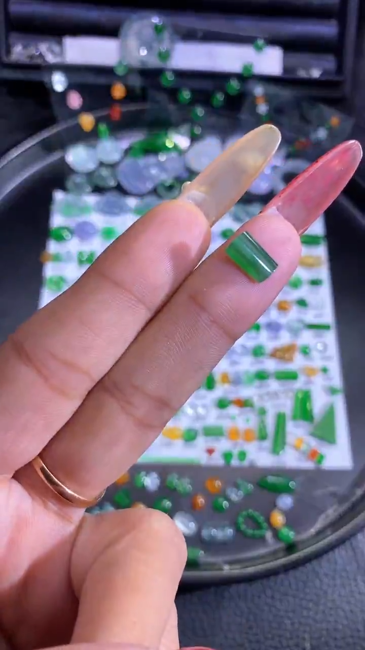 未镶嵌挂件翡翠珠子