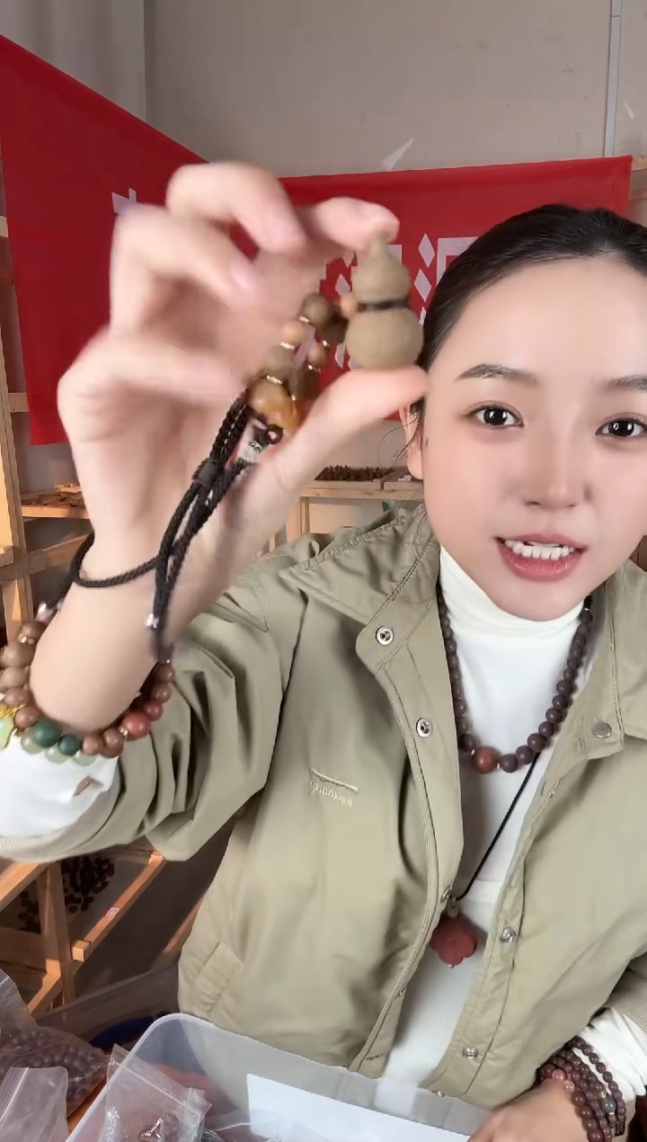 泥塑避疫立体小葫芦挂坠