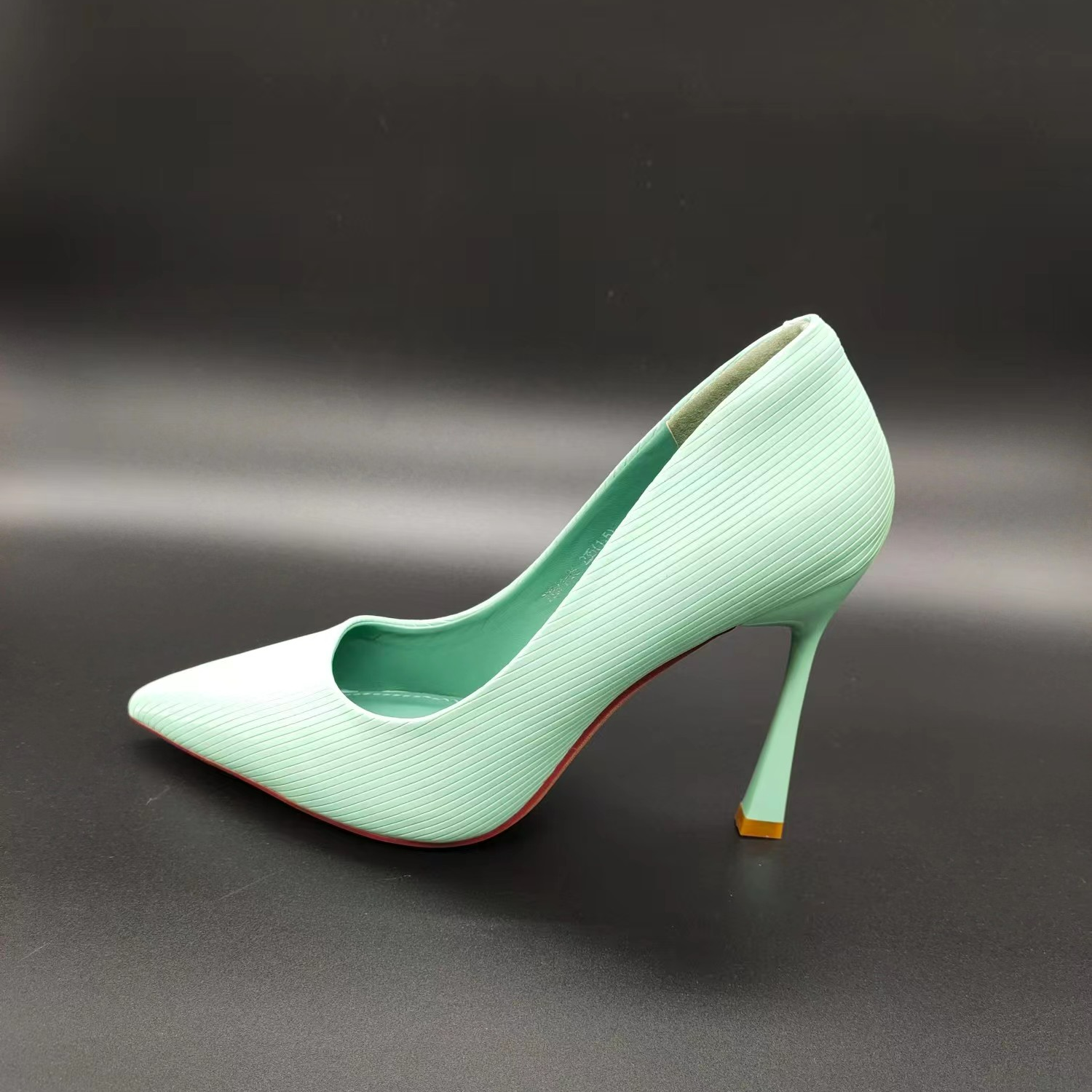 39时尚百搭（200-400）气质细高跟百搭尖头浅口高跟鞋舒适性感女士