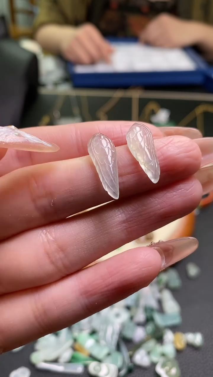 【闪购商品】翡翠颈饰未镶嵌翡翠净货28040