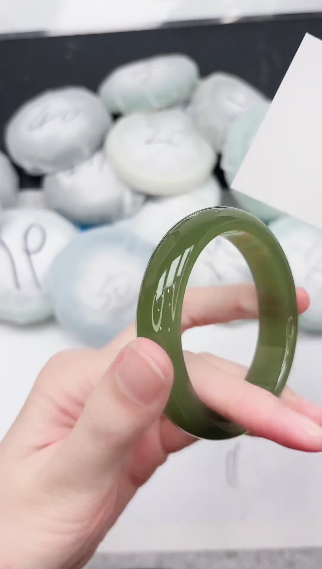 东凌女款手镯121-55.6