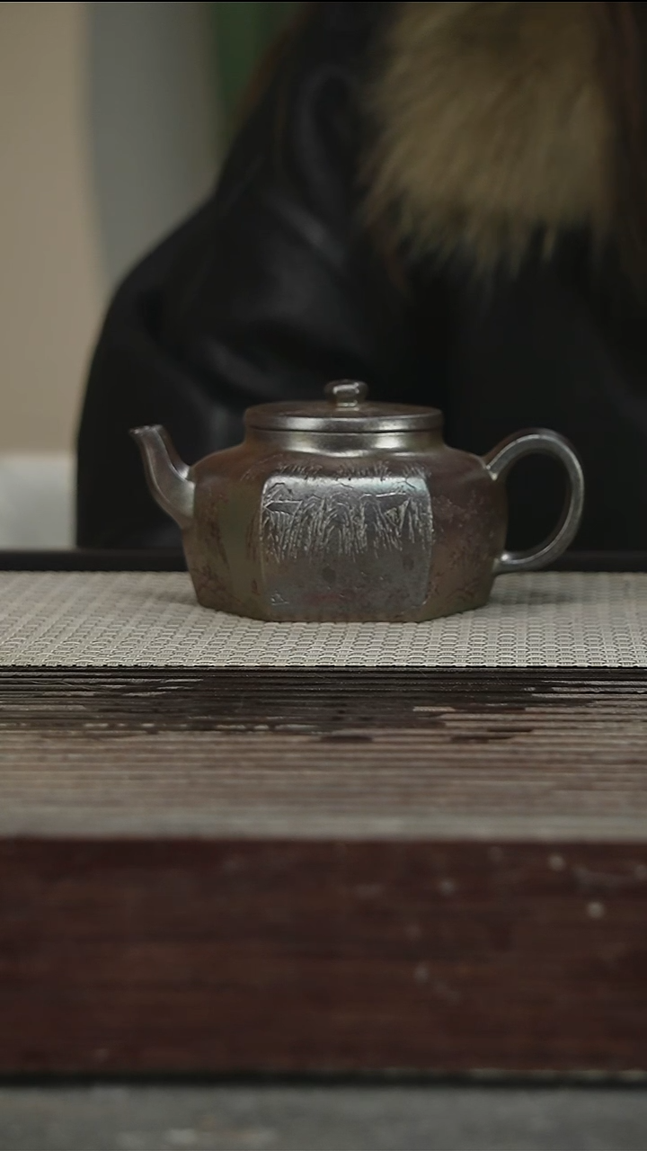 茶壶紫砂81号280CC