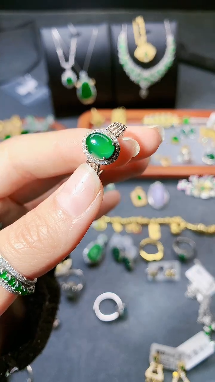 【闪购商品】翡翠戒指银S925镶嵌戒指