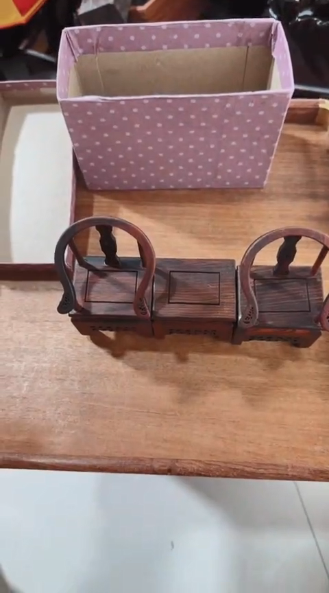 【闪购商品】香榧木DHSZ  套三小家具摆件