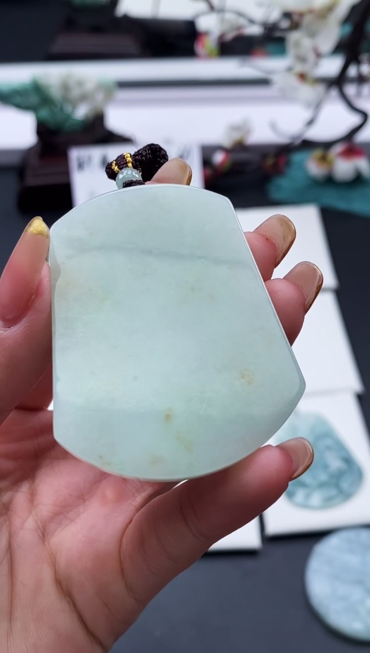 【闪购商品】翡翠吊坠(不含链)未镶嵌天然缅甸翡翠A货