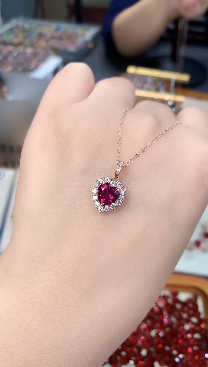 【闪购商品】石榴石吊坠银S925镶嵌天然镁铝