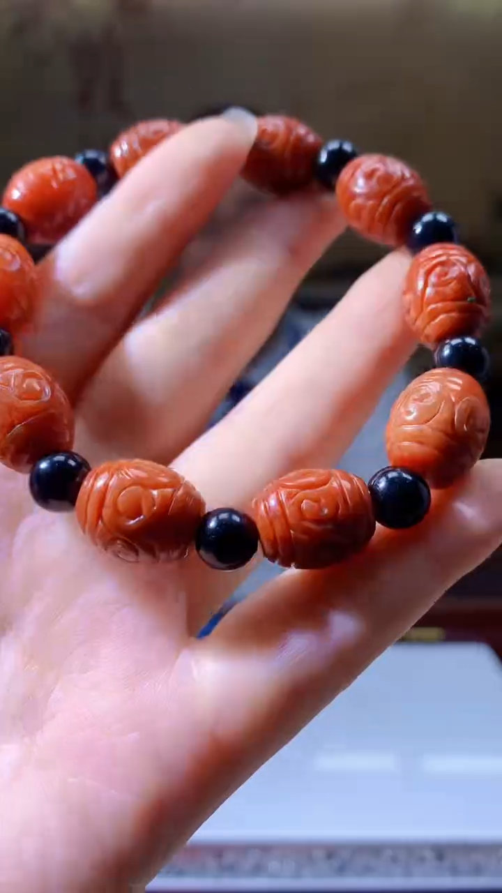 未镶嵌定制翡翠李**e8016fh-毛货手串(赠珠链)