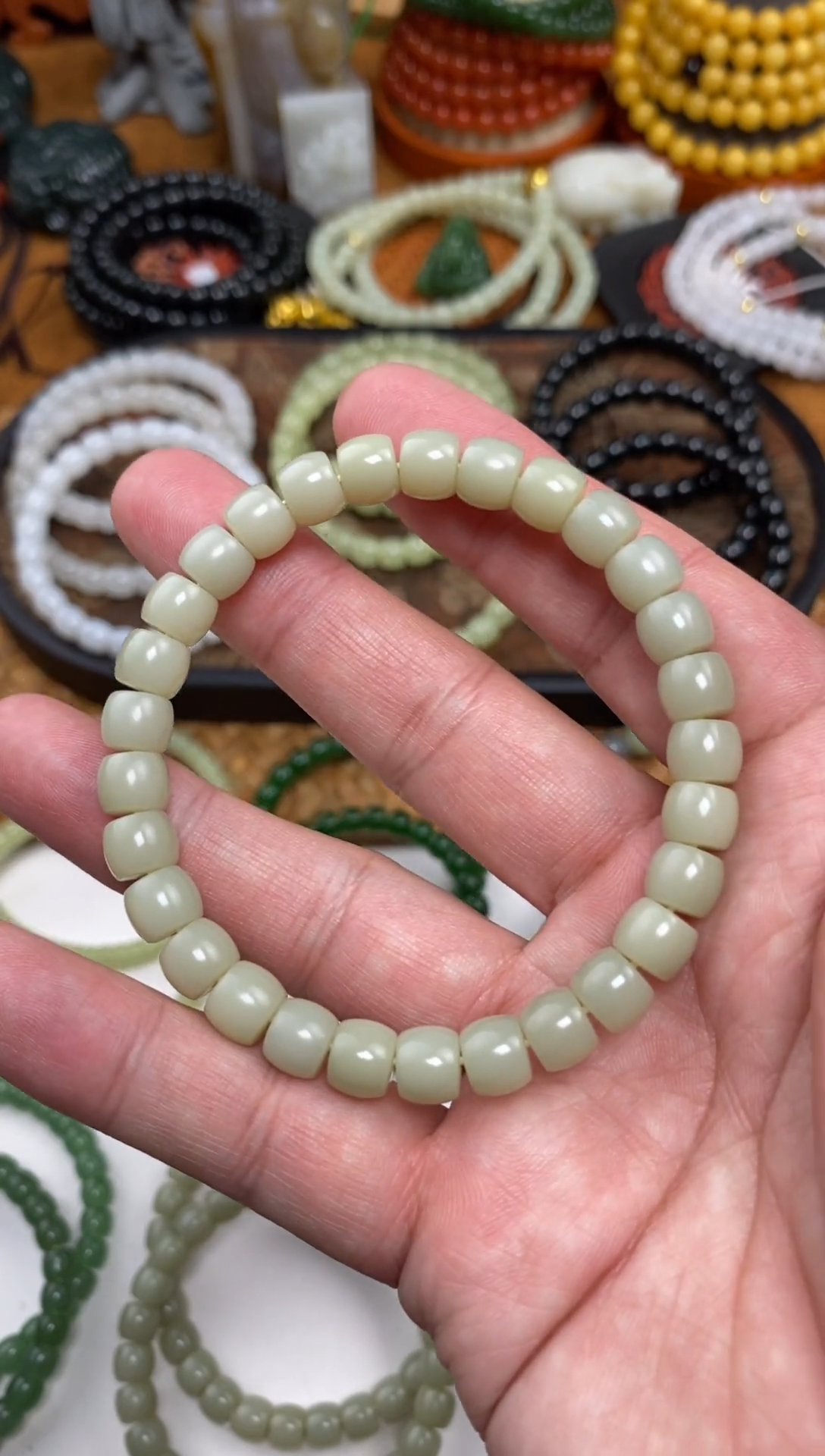 颈饰未镶嵌和田玉手串