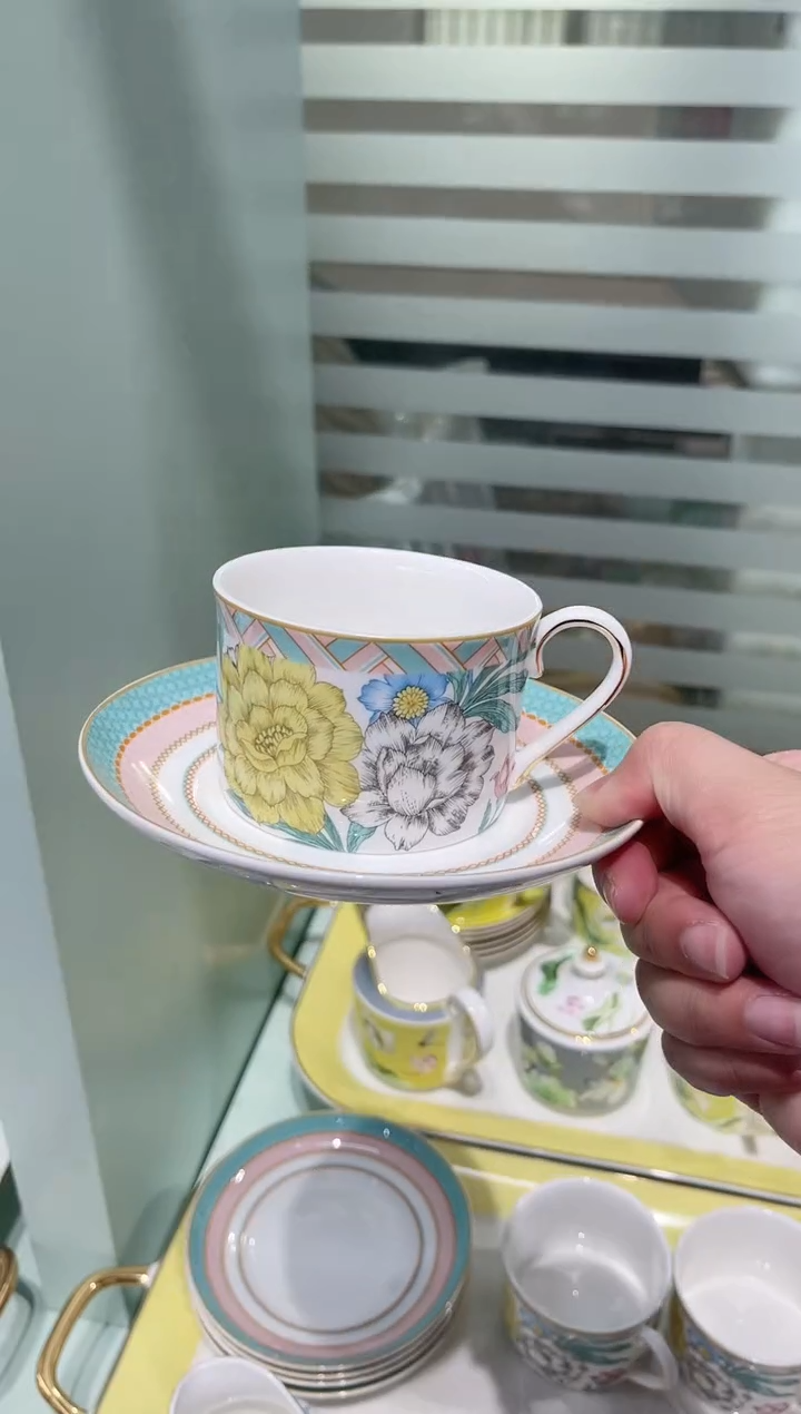 45%以上骨粉骨瓷咖啡杯碟