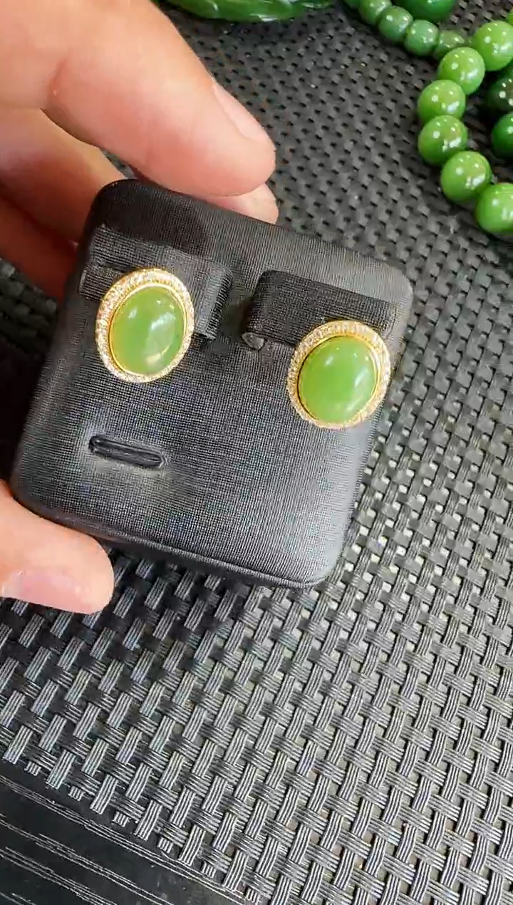 【闪购商品】和田玉（碧玉）耳钉银S925镶嵌多样性发一对