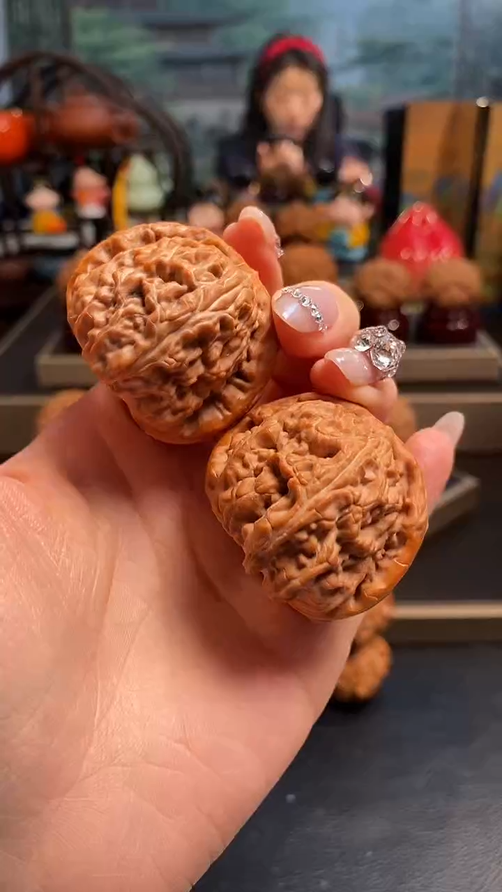 【闪购商品】文玩核桃把件H673白狮子41