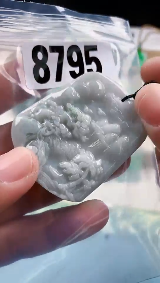 【闪购商品】翡翠挂件未镶嵌天然翡翠吊坠挂件