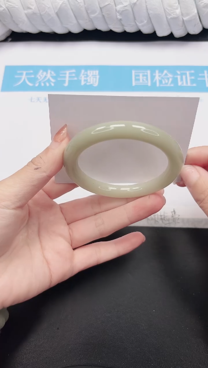 未镶嵌手镯石英质玉174-59.3DY