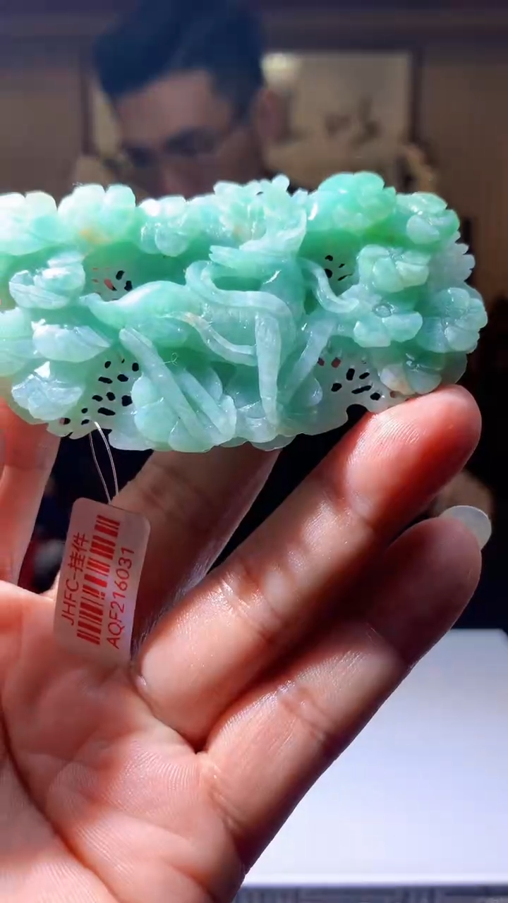 【闪购商品】定制翡翠未镶嵌1085hn-毛货挂件22