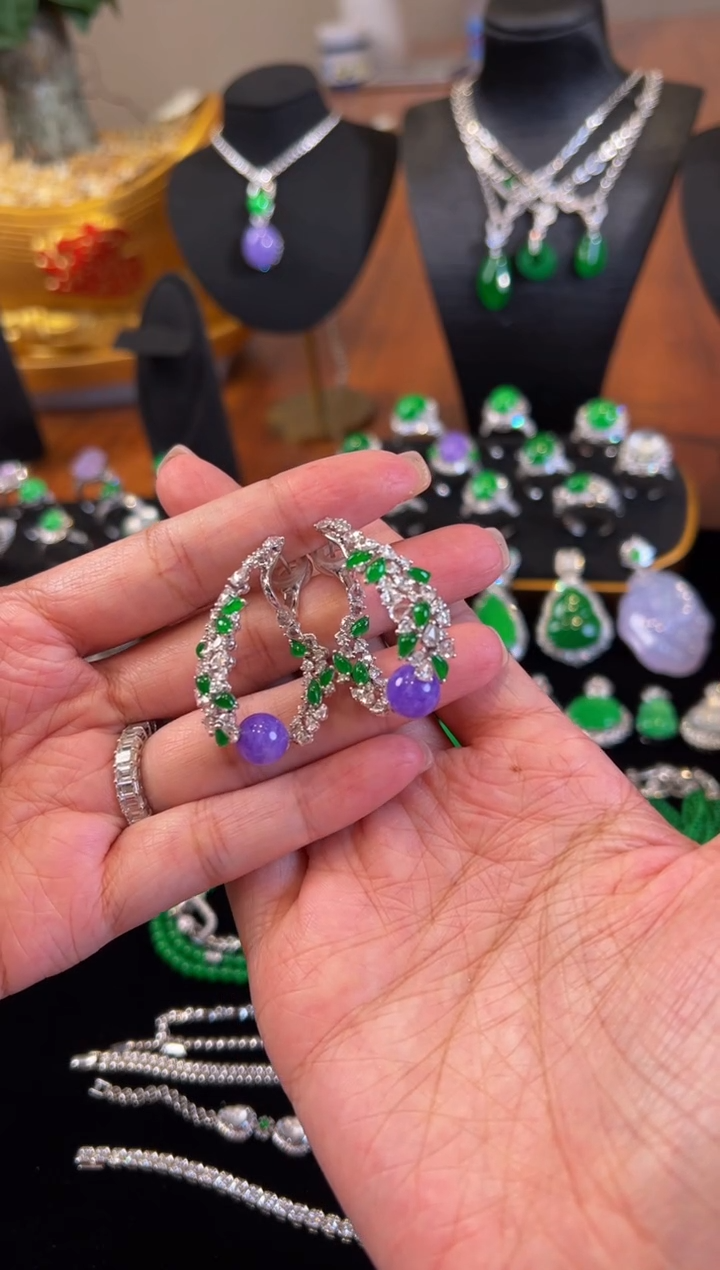 【闪购商品】翡翠耳饰18K金镶嵌珠珠精灵耳环